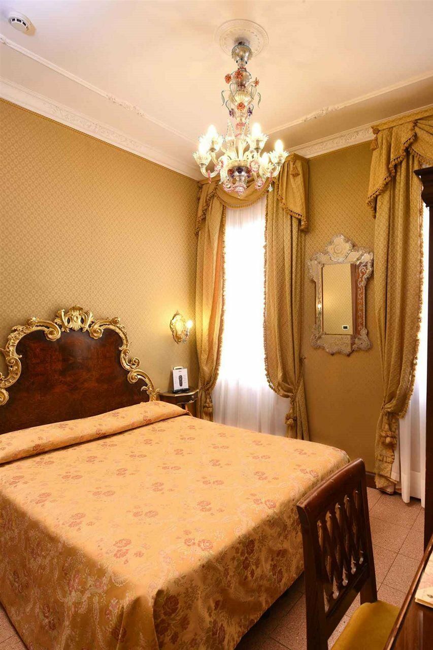 فندق سان مويزه البندقية المظهر الخارجي الصورة
