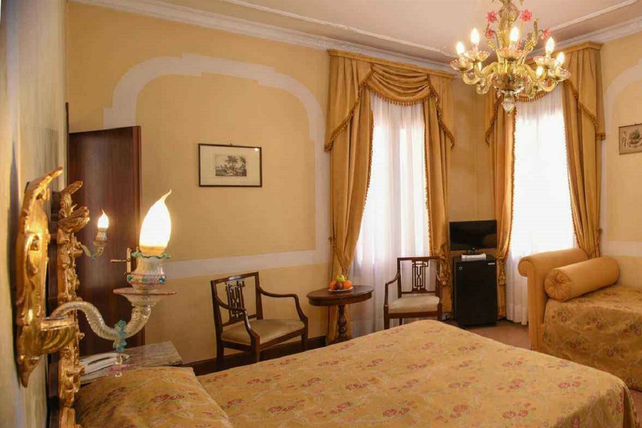 فندق سان مويزه البندقية المظهر الخارجي الصورة