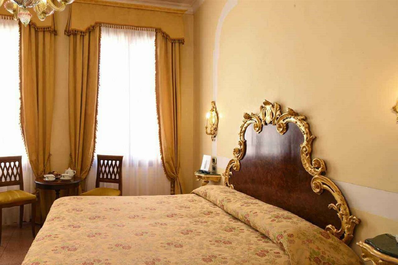 فندق سان مويزه البندقية المظهر الخارجي الصورة